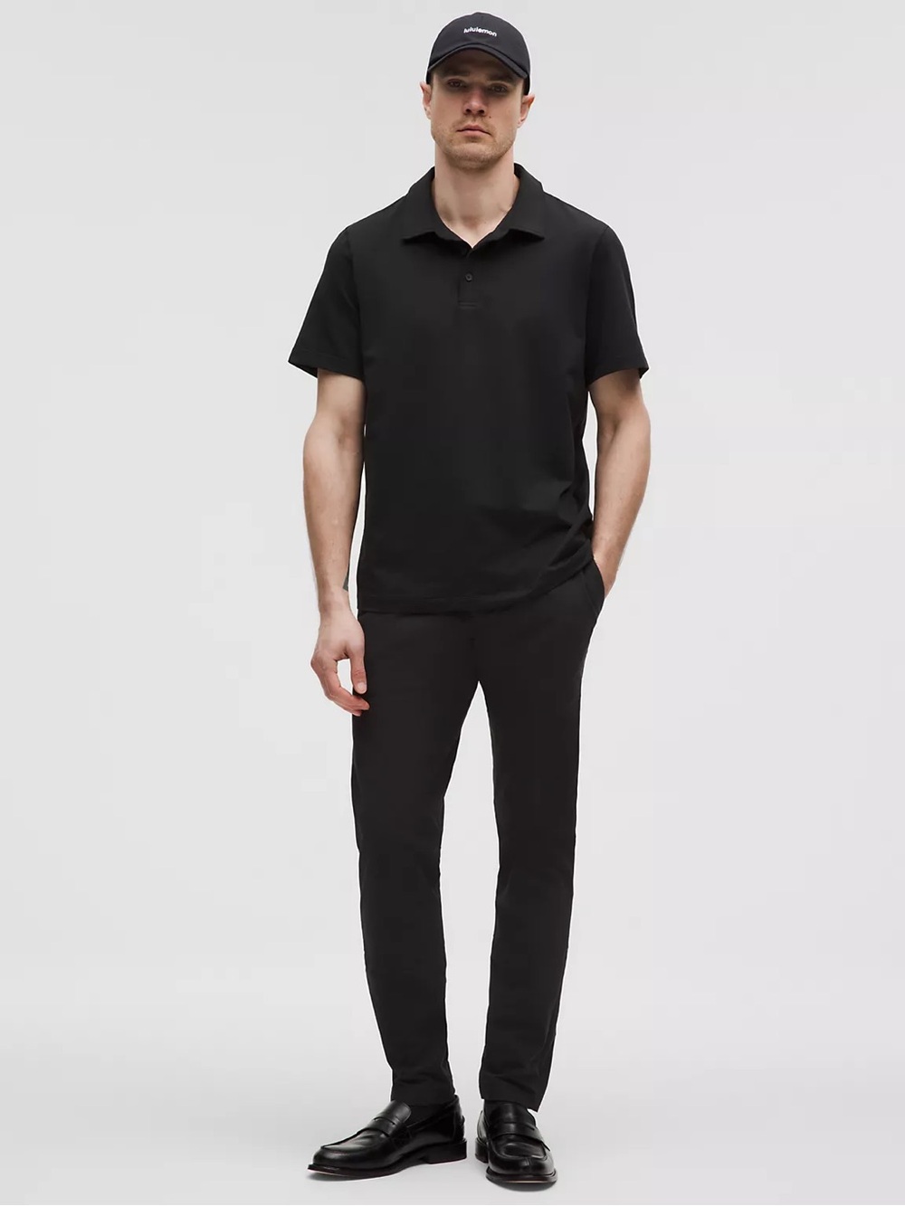 Mens Lululemon ABC slim fit Tapered leg in black. 32 waist, 29 length